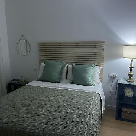Apartamento Turistico Damajuana Parking Free Еспартинас Екстериор снимка