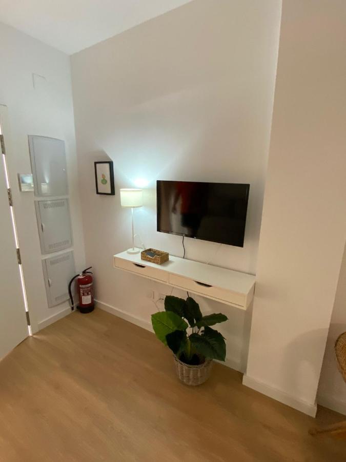 Apartamento Turistico Damajuana Parking Free Еспартинас Екстериор снимка