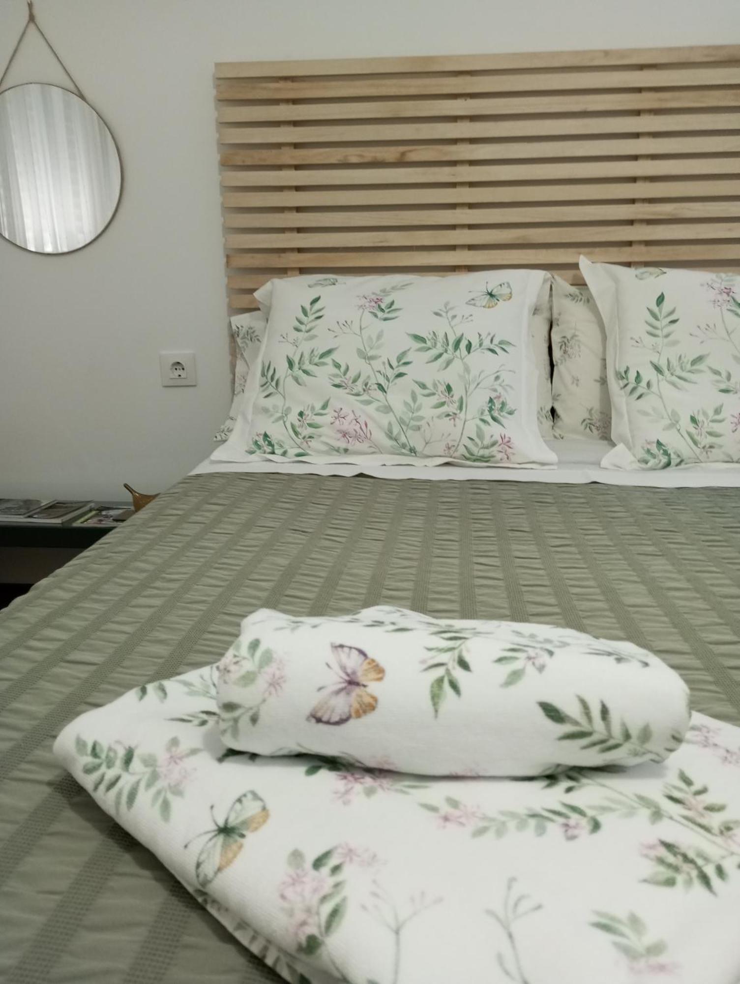 Apartamento Turistico Damajuana Parking Free Еспартинас Екстериор снимка