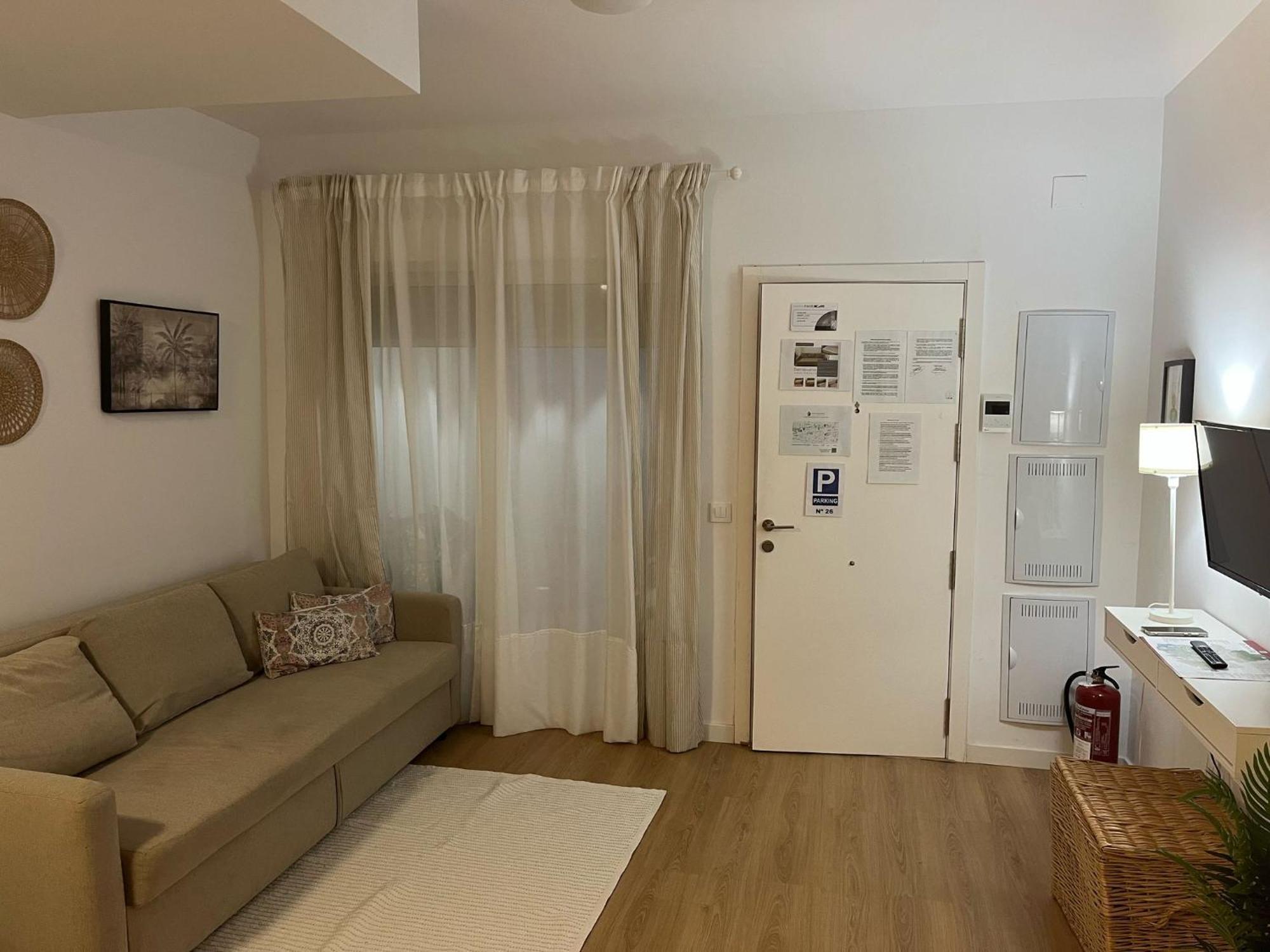 Apartamento Turistico Damajuana Parking Free Еспартинас Екстериор снимка