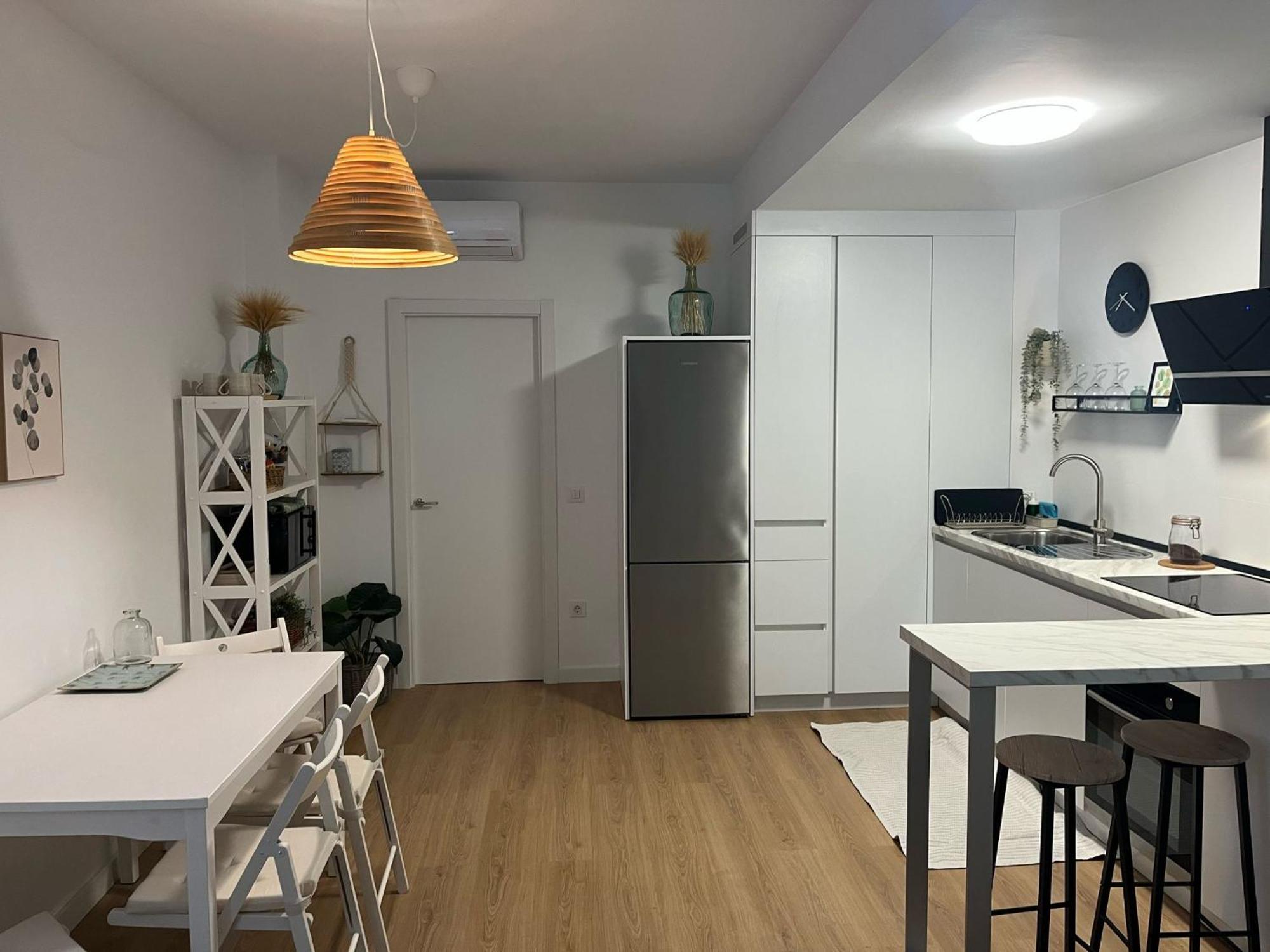 Apartamento Turistico Damajuana Parking Free Еспартинас Екстериор снимка
